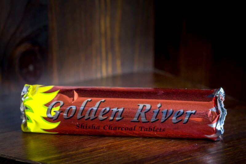 Golden River Shishakohle eignet sich vorzüglich zum Räuchern von unserem RäucherWerk aus Elanors Kräutergarten