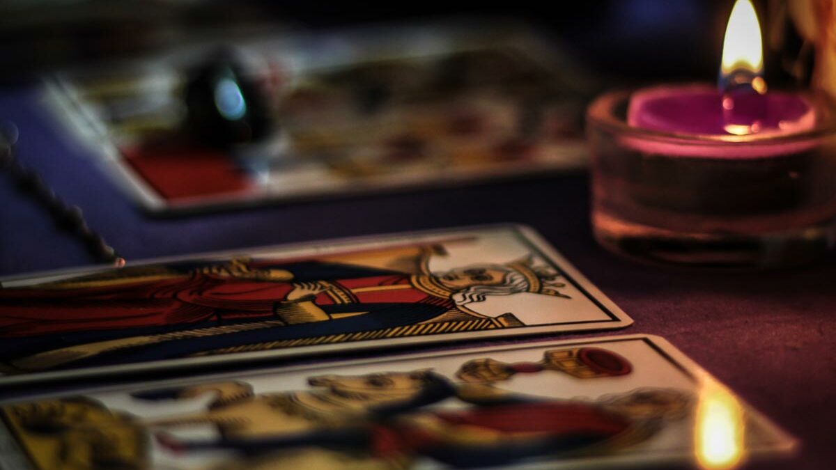 Tarotkarten legen, Tarot-Beratung und Tarot Workshop in der Hexerey